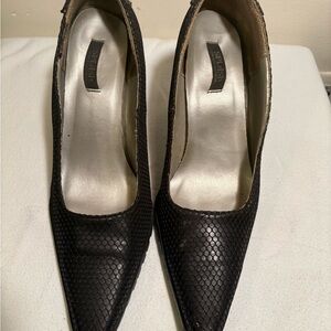 Splash Black Textured Women's Heels